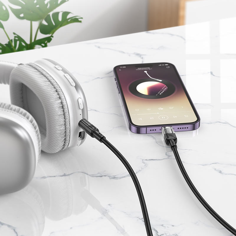 UPA27 Spirit transparent digital audio conversion cable iP
